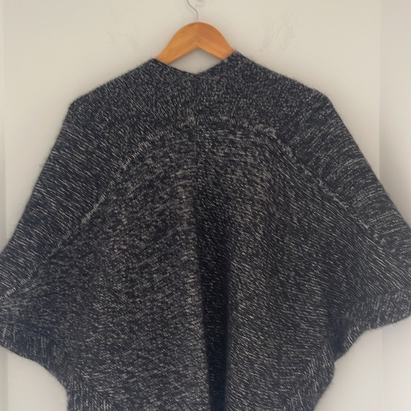 Aritzia Babaton Javier Cardigan Sweater Cocoon Open Front - Picture 7 of 8